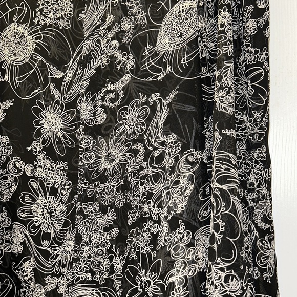 New! R•Q•T Reversible Pleat Midi Skirt - Picture 4 of 6